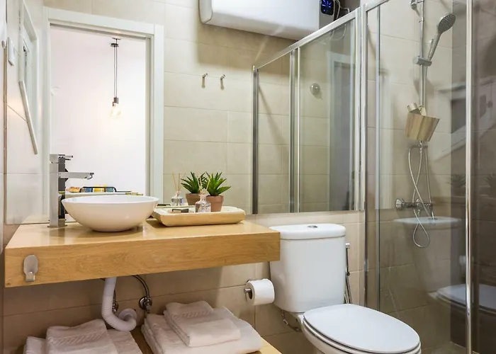 Charming In Lisbon's Center!